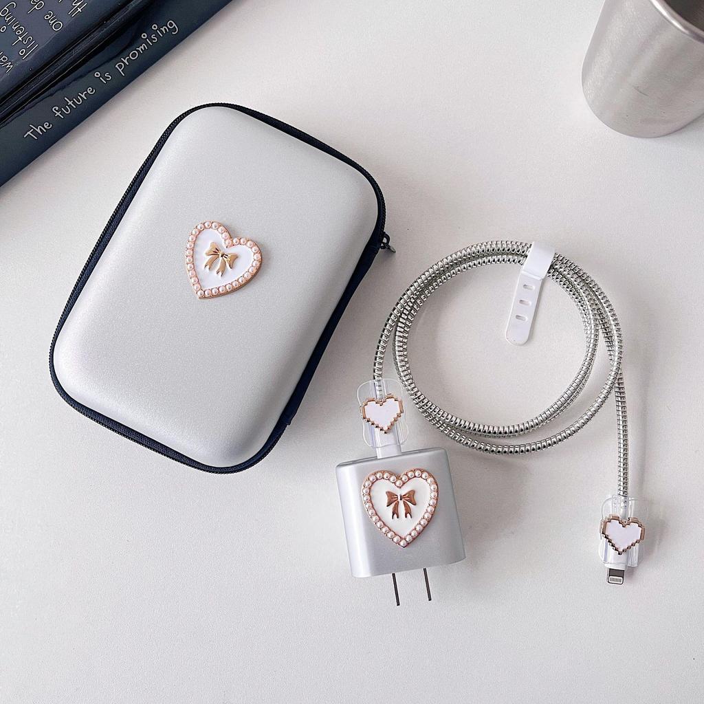 "Cartoon Engel Schutzhülle für Apple 18/20W Schnellladegerät"