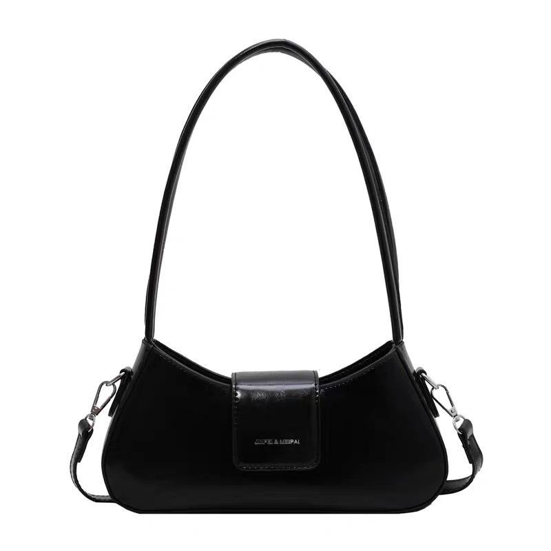 French Niche Design Crossbody Bag, Stylish and Fashionable for Casual Office Wear, Baguette Bag, Shoulder Bag