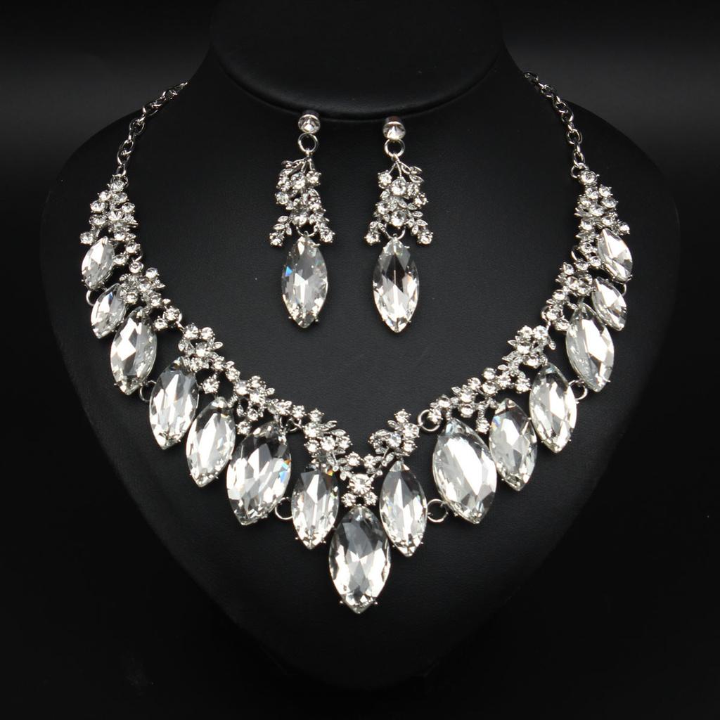 2026 European and American Exaggerated Big Gem Necklace Earrings Set Bridal Banquet Dress Accessories