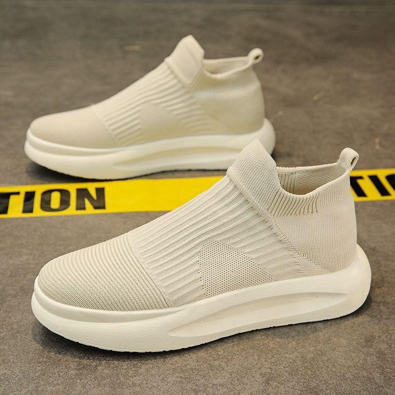 Men's Shoes Spring and Autumn 2025 New Mesh Breathable Thick-soled Sports Men's One-pedal Lightweight Soft-soled Black Socks Shoes