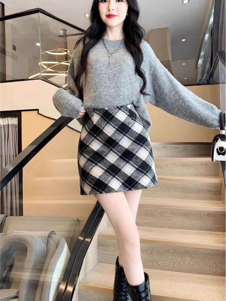 Wool Plaid High-Waisted A-Line Mini Skirt - Retro Academy Style for Autumn/Winter