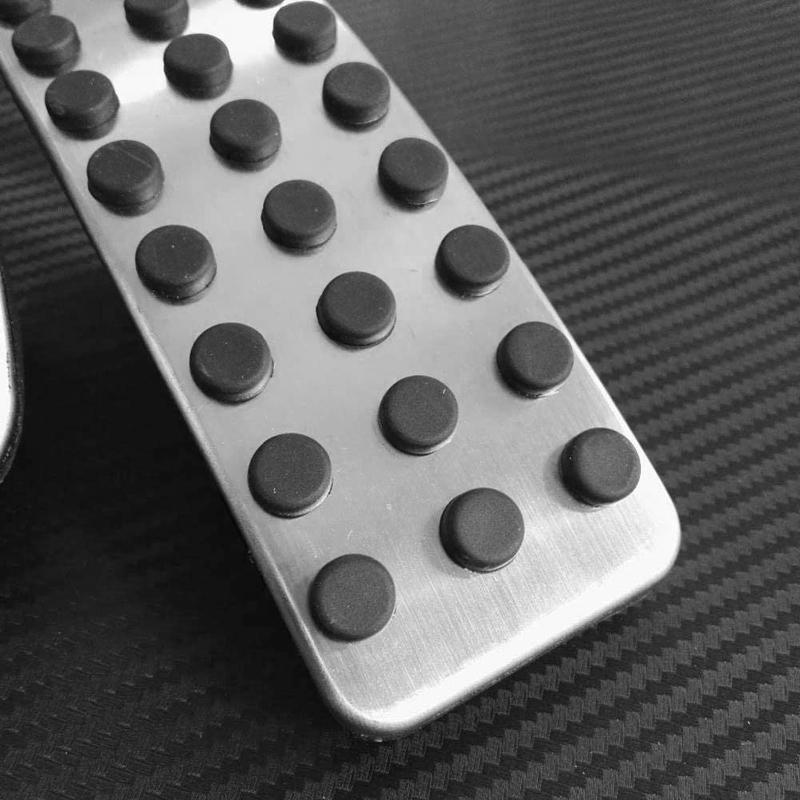 Odolné-Autopříslušenství AT Samolepky na brzdový pedál Pro Mercedes Benz A B GLA ML GL R W176 W245 W246 W251 W164 W166 X164 X166