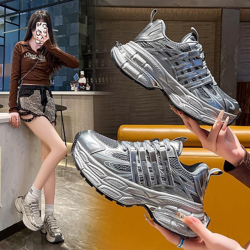 2025 spring new Korean version breathable inner height increase fried street ins trendy casual sports shoes platform silver dad shoes women