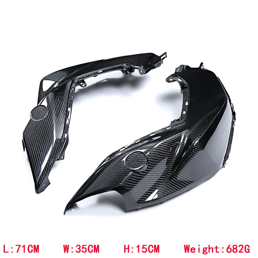 

YAMAHA MT07 Carbon Fiber Fuel Tank Side Panel