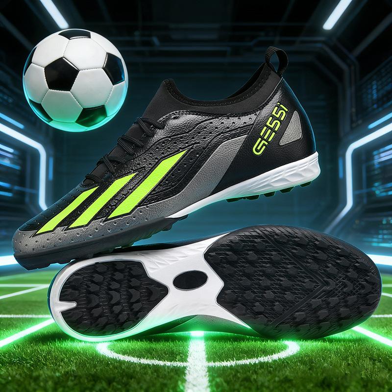 New Men'S Low-Top Football Shoes Outdoor Game Training Broken Nail Sneakers Professional Long Nail Sports Football Shoes