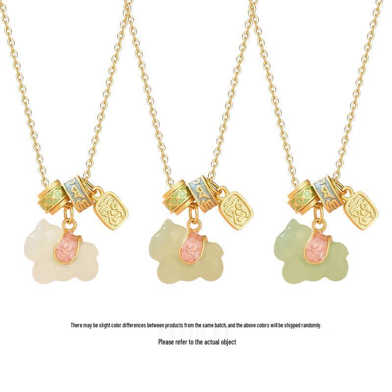 Hetian Jade Horse Necklace: S925 Silver Mantra Zodiac Clavicle Chain for Women