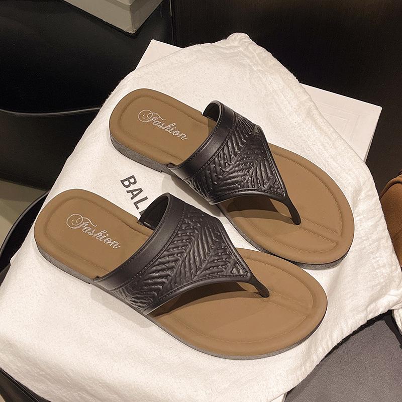 Island style toe slippers women's summer new outer wear cool slippers holiday fashion flip-flops