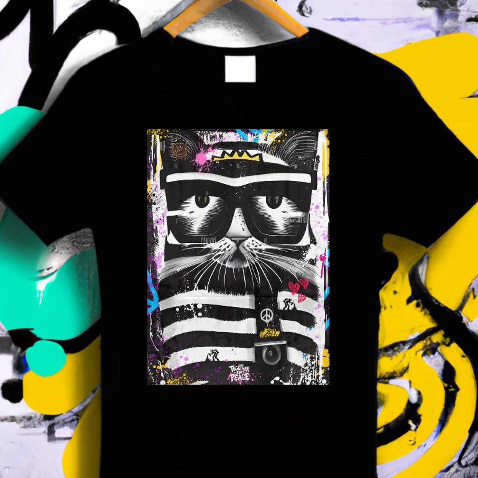 Graffiti Cat With Glasses T-Shirt, Street Art Cat Tee, Cool Cat Graphic Tee, Graffiti Streetwear Gift, Pop ArT-Shirt, Cat Lover Art Gift XL