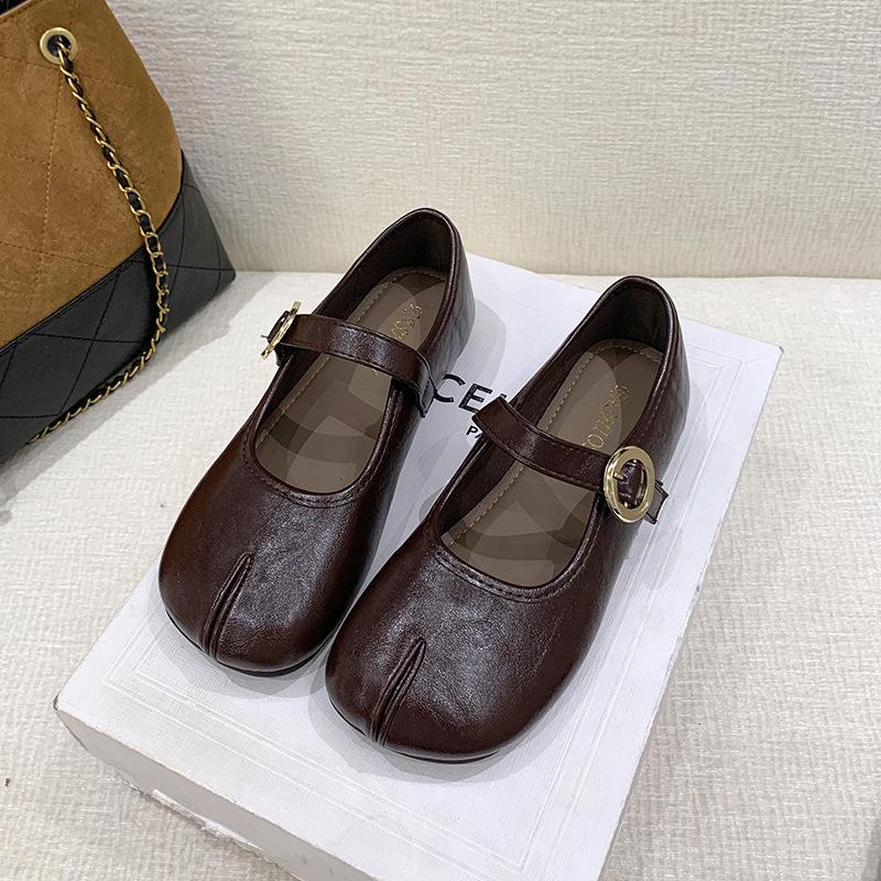 French retro Mary Jane shoes women's autumn and winter new one-word buckle soft-soled flat shoes comfortable and versatile single shoes