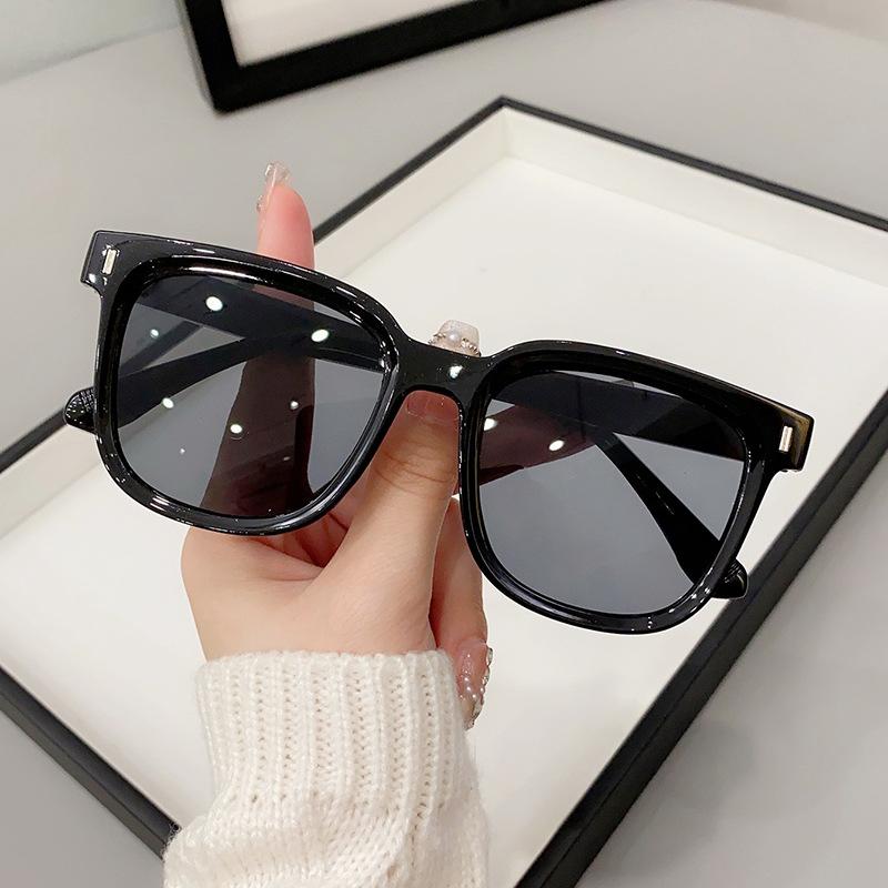 

JYL TS Black Frame Sunglasses Women UV Protection CY5541 A-9240 гонолулу синього кольору