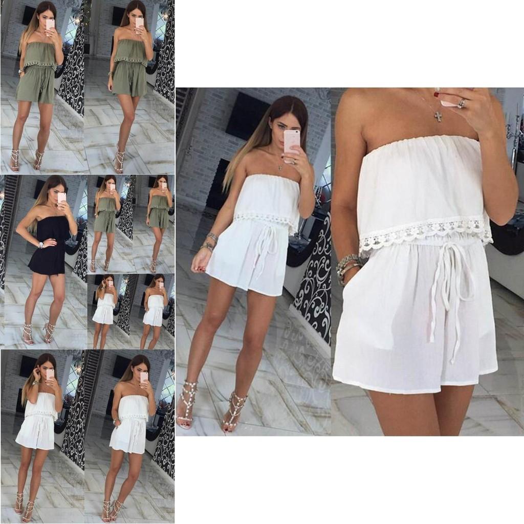 Elegante Mono de Mujer con Pantalones Cortos de Hojas Para un Look Chic de Verano