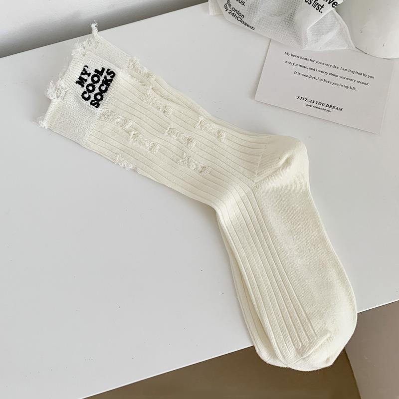 

Носки средней высоты с перфорацией, осенне-зимние влагопоглощающие и устойчивые к запаху длинные носки средней высоты, весенне-осенний стиль, однотонные для женщин 1 pair