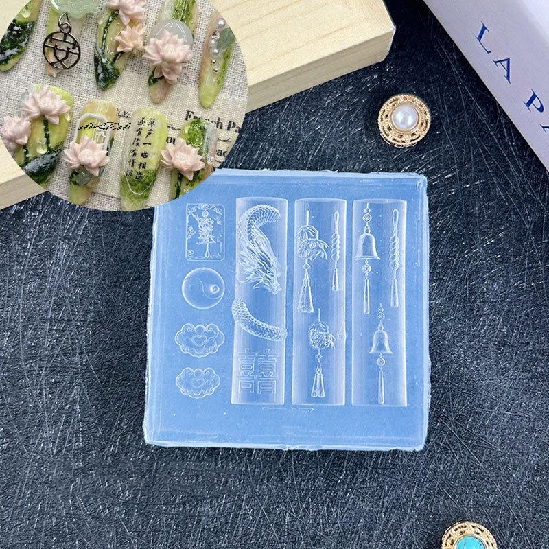 3D Silikon-Nagelkunstform im chinesischen Stil Exquisites Drachen Kupfermünzen Glocken Knöpfe Chinesische Knoten Fächerdesign für Nageldekoration