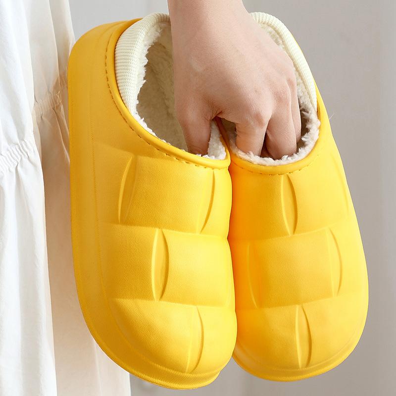 Autumn and Winter Cotton Shoes Warm and Waterproof Home Petals Female Couple Thick-soled Bag and Outer Wear Velvet Thickened Confinement Slippers