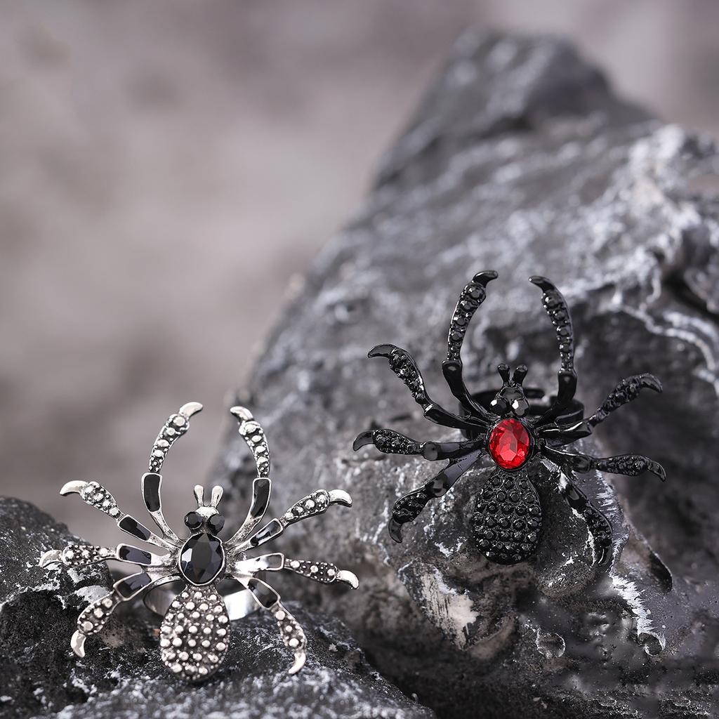 BLINGBAY Women's Gothic Spider Ring Adjustable Open Finger Statement Jewelry with Rhinestones for Halloween Party