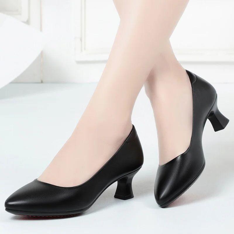Spring Autumn High Heel Single Shoes Women's Low Heel Fashion Pointed Shoes Thick Casual Soft Leather Low Heel Work Shoes