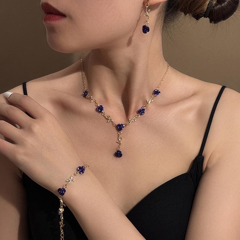 Elegant High-End Women's Retro Silver Fairy Jewelry Set: Black Knight Rose Earrings, Bracelet & Necklace