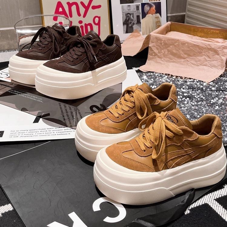 2025 new flip fur leather thick-soled muffin bread shoes big head small height increase casual shoes board shoes women's shoes