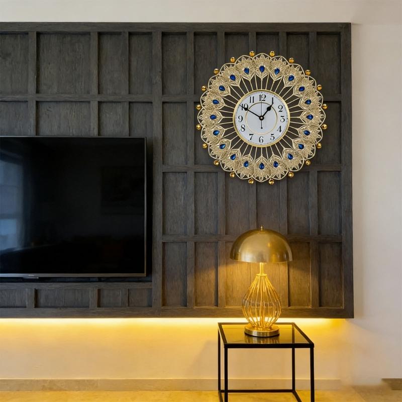 Large Modern Wall Clocks for Living Room Decors Silents Battery Operated None Ticking Clock Peacocks Crystal Wall Watch