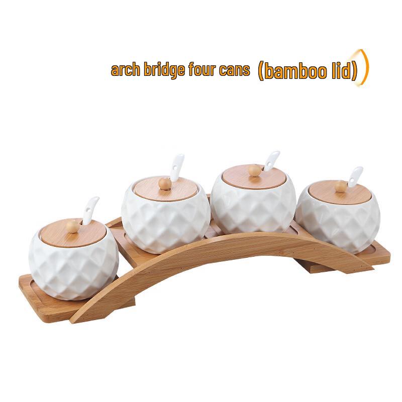 Кухонный керамический набор баночек для приправ с бамбуковыми крышками