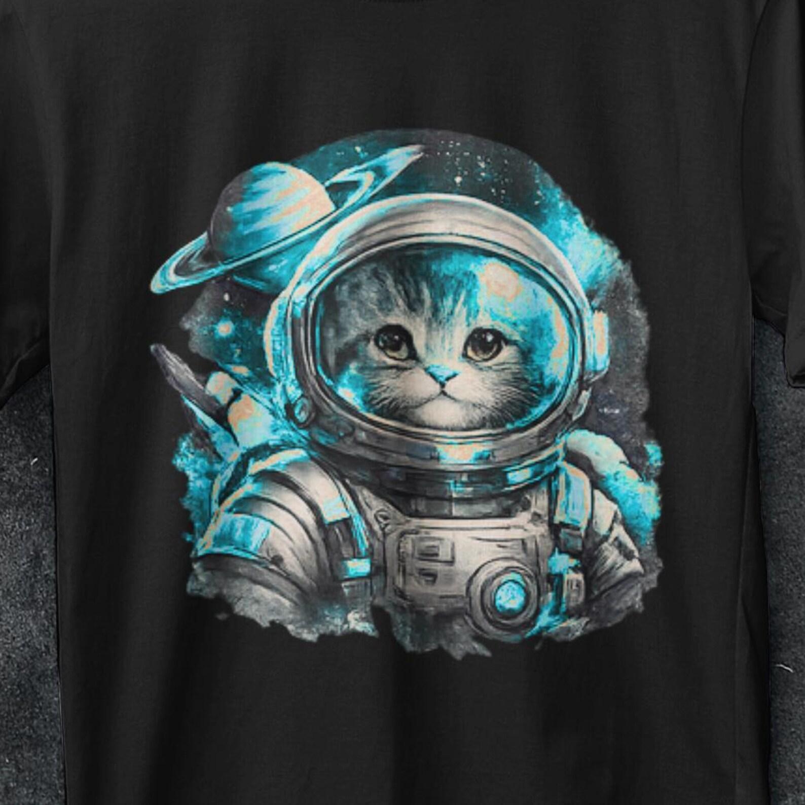 Cat astronaut shirt, Japanese cat shirt, japanese Retro Cat shirt, Vintage T Shirt, japanese t shirt, cat astronaut shirt. cat moon t shirt M