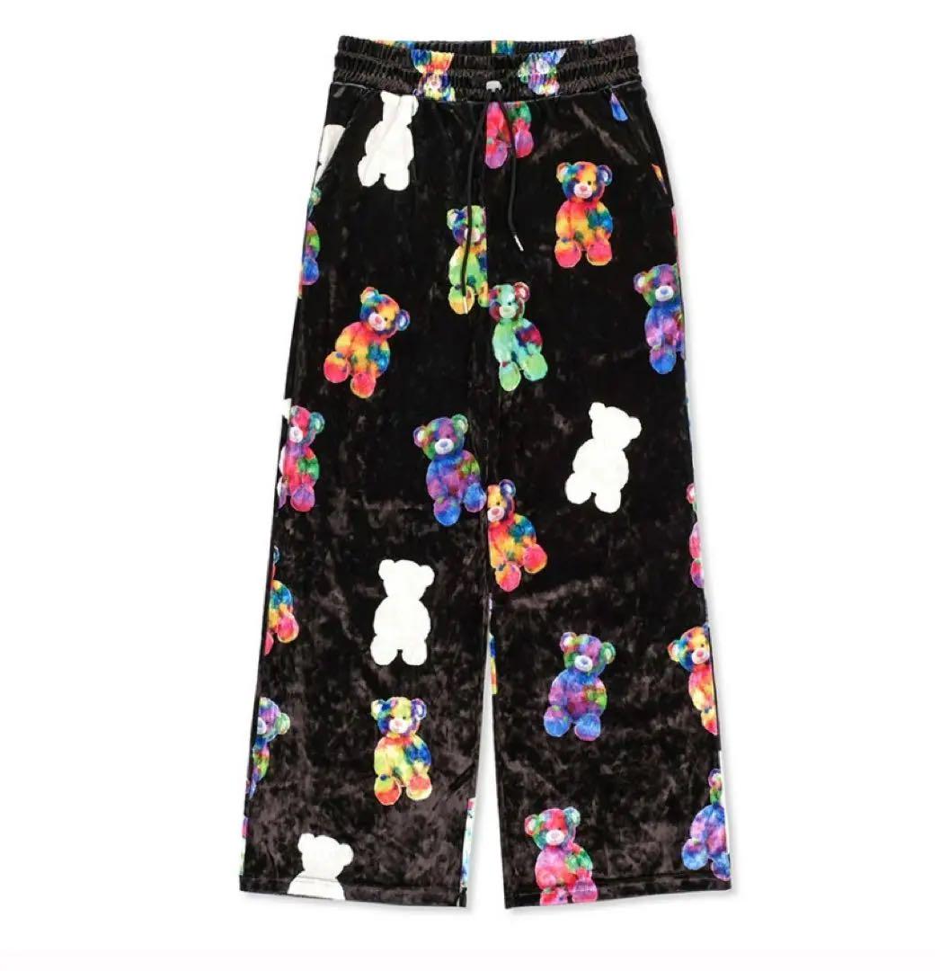 

[USED] Eun Chae wearing youthbath pants