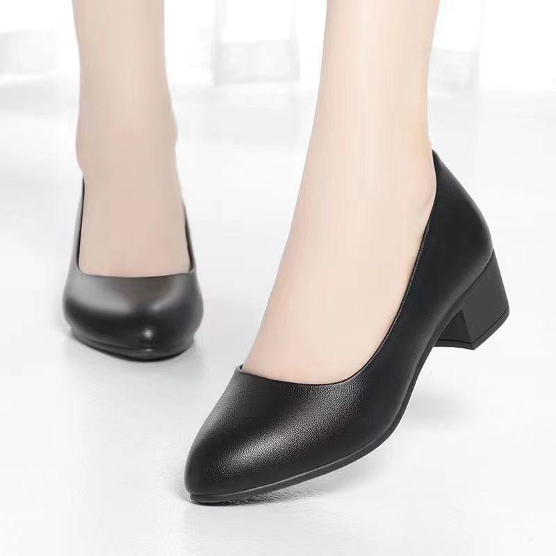 

Soft leather soft surface work shoes single shoes women s four seasons autumn comfortable professional black leather shoes work thick heel 35