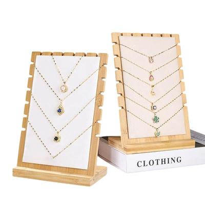 Schmuckherstellung – Verpackung & Präsentation von Schmuck