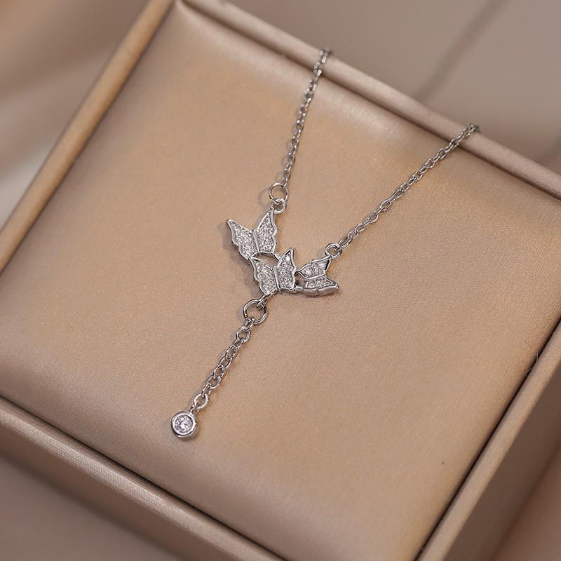 Women's Fashion Heart Pendant Necklace - Elegant, Simple Design, Versatile Clavicle Chain Jewelry