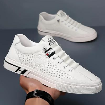 Designer Male Sneakers Trend Sports Shoes for Men White Moccasins Breathable Slip On Men Flats Casual Leather Vulcanized Shoes