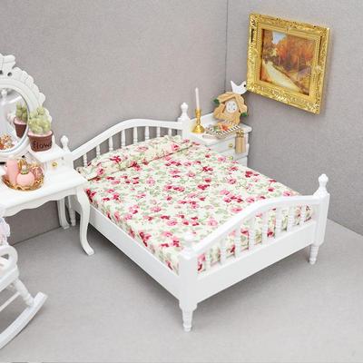1:12 Mini Dollhouse Furniture - Small Flower Clusters Bedroom Bedding Props