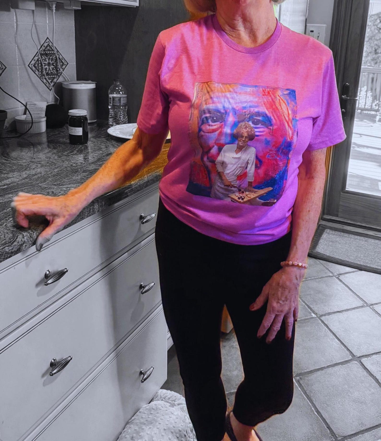 Anthony Bourdain Tribute Tee – Culinary Legend Edition M