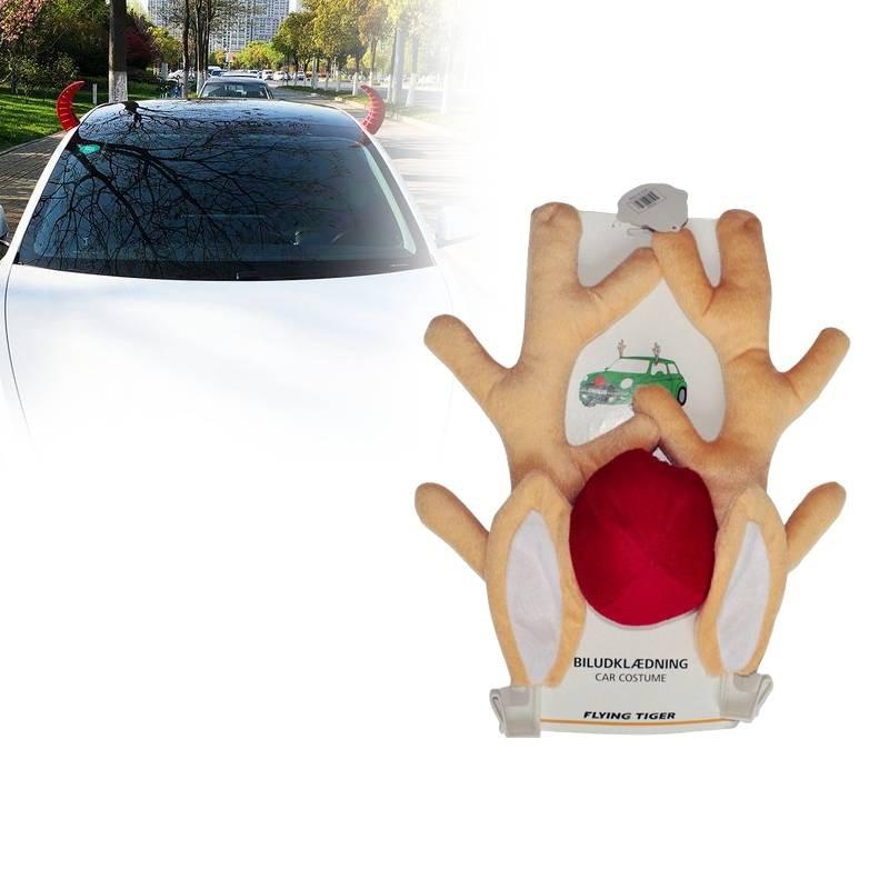 Festliches Autozubehör mit entzückenden Weihnachtsgeweihen für Festtagsstimmung und Freude