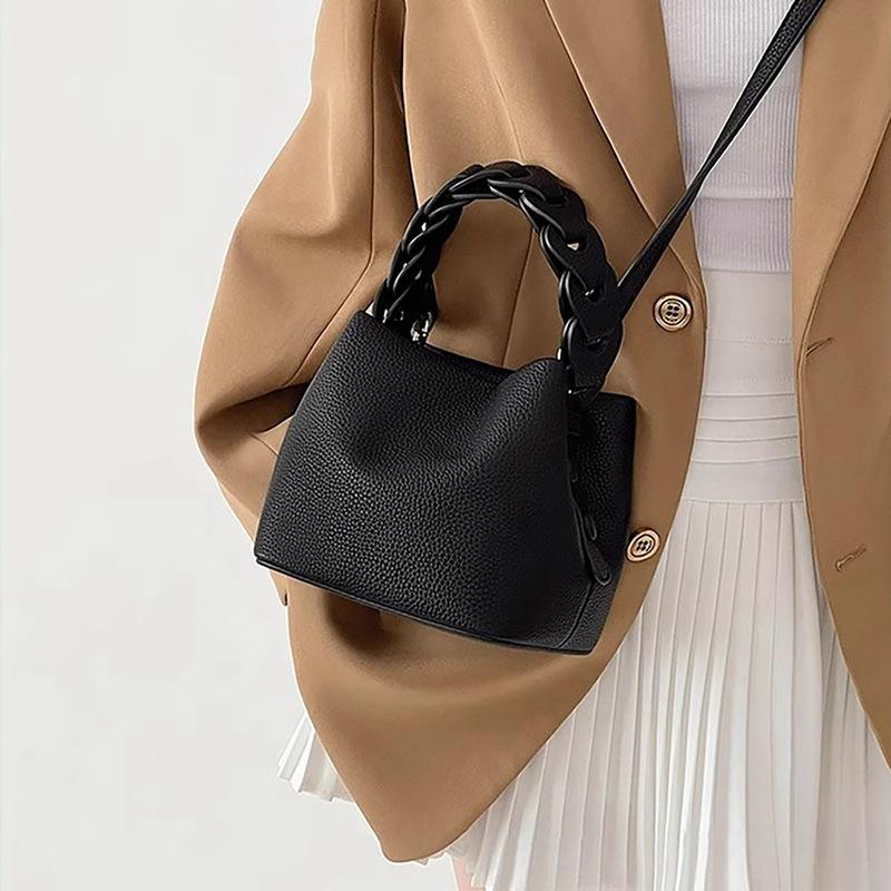 2025 New Women's Bag Fashion Versatile Autumn Winter Bucket Bag Handbag Basket Shoulder Crossbody Small Bag
