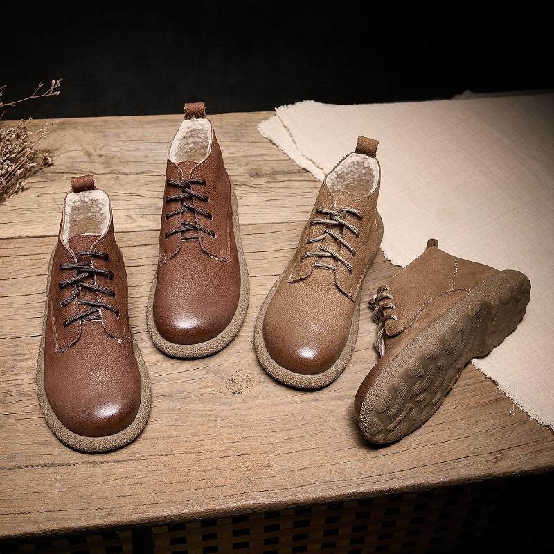 New Style Shoes: Retro Lace-up Boots, Round-toed Flat Ankle Boots, Soft Leather and Fleece Boots, Women's Shoes