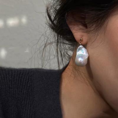 Temperament French Retro Exquisite Strong Light Fishtail Big Baroque Pearl Stud Earrings Simple Earrings Silver Needle Tide