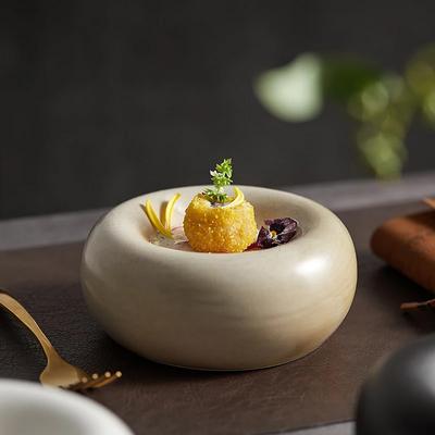Ceramic Dinner Plate Round Thick Rim Decorative Plate Vegetable Salad Plate Restaurant Table Top Decoration Kitchen Supplies