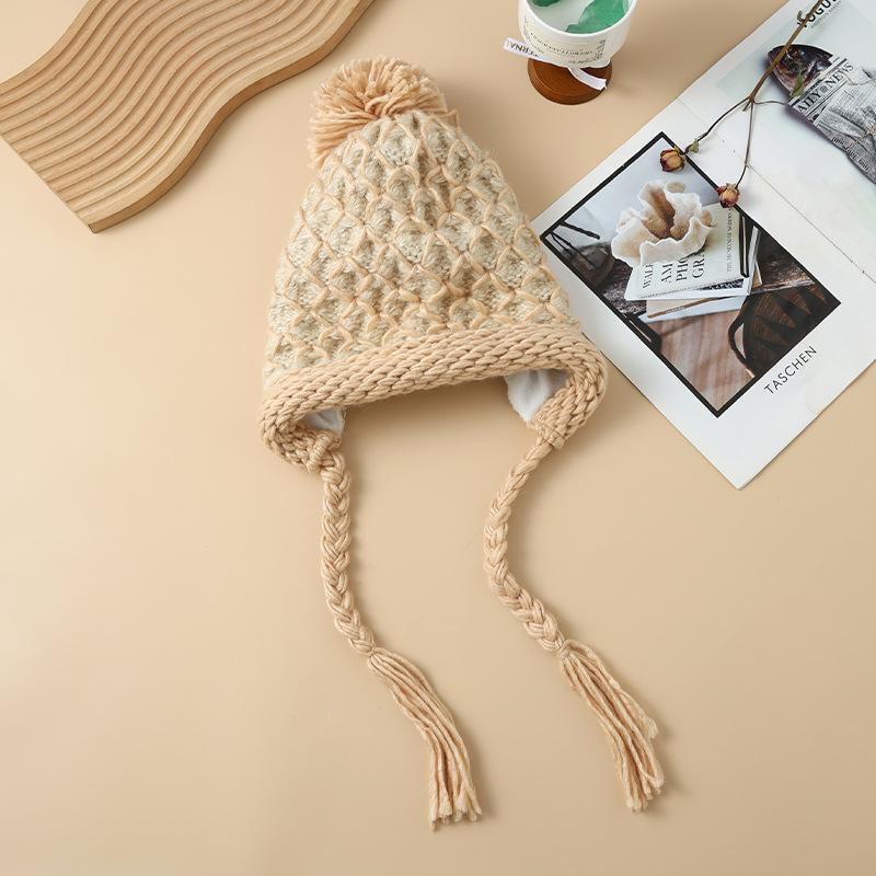 

Женская осенне-зимняя клетчатая шапка грубой вязки с шерстяными завязками, ветрозащитная и теплая шапка, корейская версия, большой обхват головы, новая шапка One Size