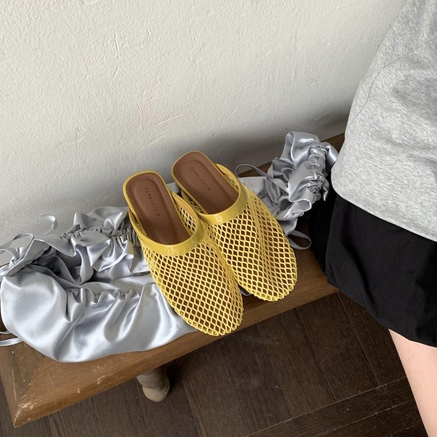 2025 spring and summer new fishing net hollow round head breathable light flat bottom half slippers women's fashion comfortable simple