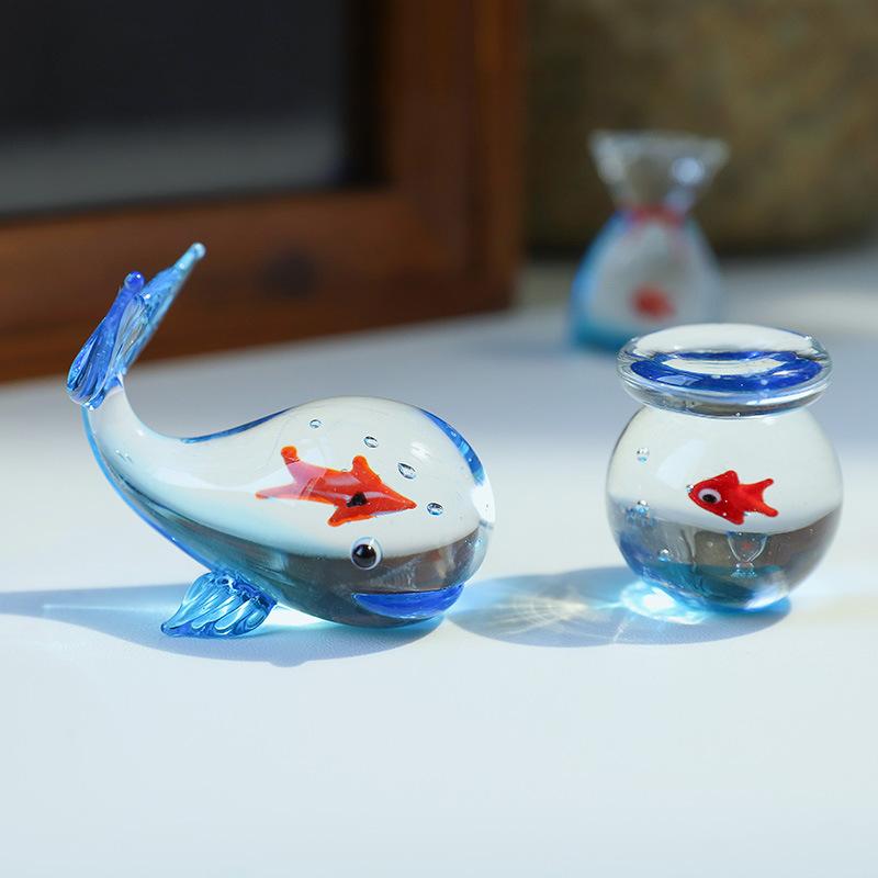 Handcrafted Mini Pocket Fish Ornaments Vibrant Glass Fish Figurine for Desktop Office Decor Unique Home Accent