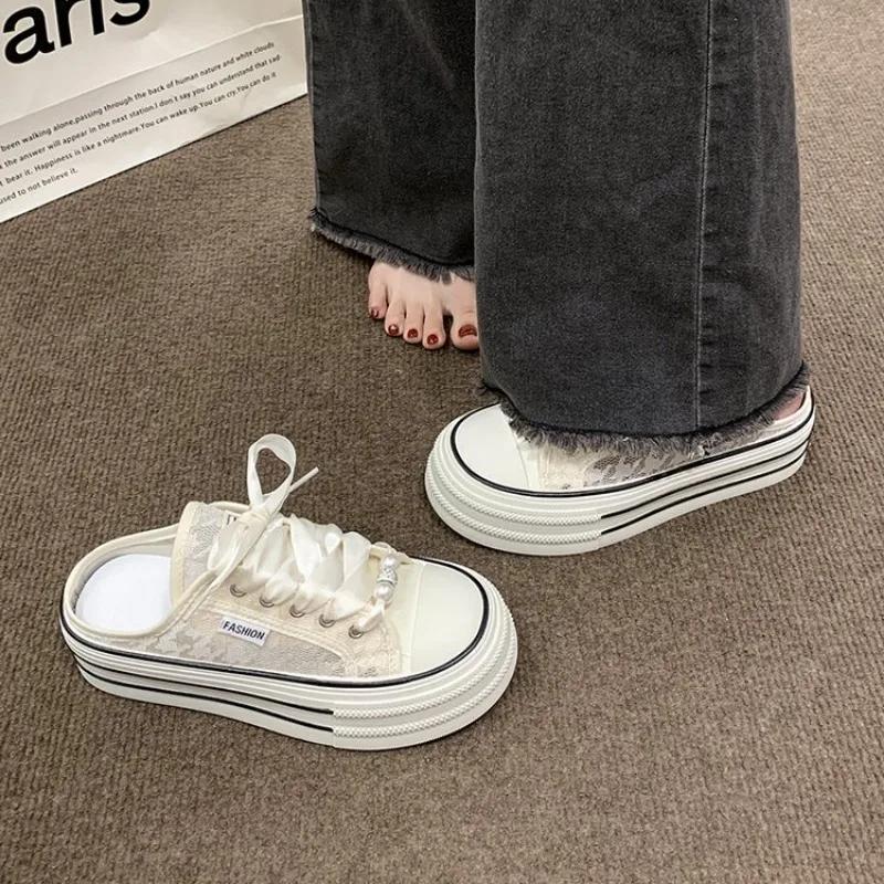 Fashion Women Canvas Shoes New 2024 Spring Summer flat sneakers women casual shoes low upper lace up white shoes for women