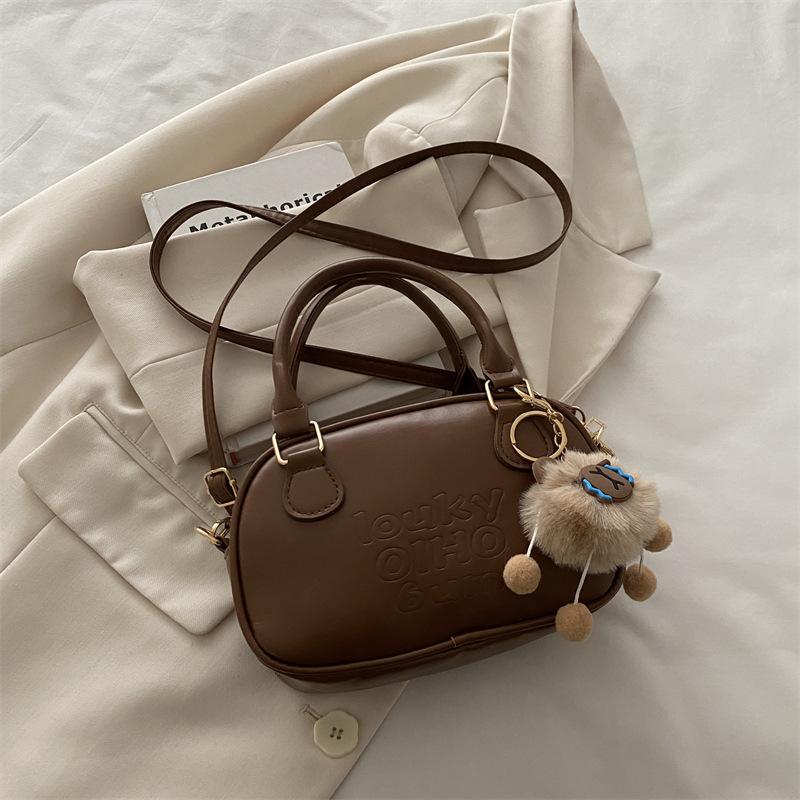 

2025 winter new niche retro Maillard style portable small square bag Korean fashion temperament shoulder messenger bag Without pendant коричневый