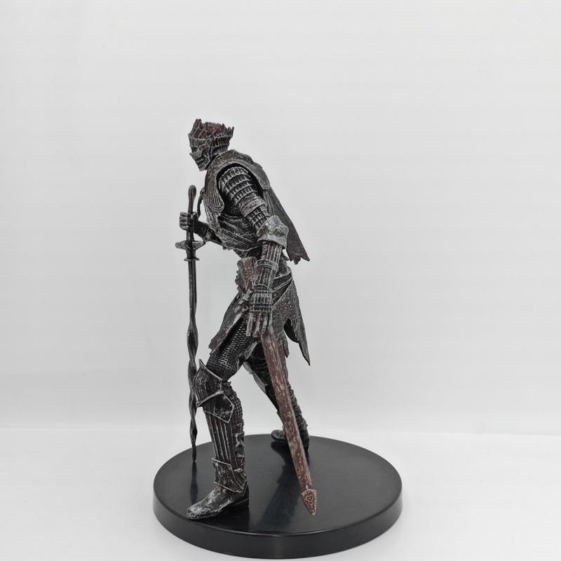 Lord Of Cinder Knight Undead Soldier Desktop Model Statue Figurine Action Figure Dark Souls 3 Gift For Friend