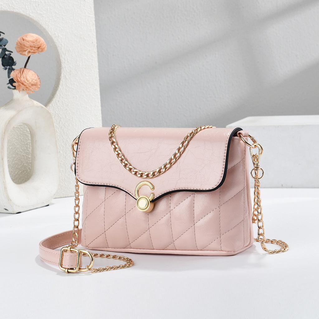 Fashionable Lock Buckle Chain Shoulder Bag Women's New 2026 Luxury Sensation Lightweight Crossbody Bag Womens Underarm Bag