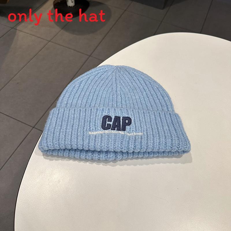 Knitted Hat For Men Women Winter Warmth With Embroidered Letters College Style
