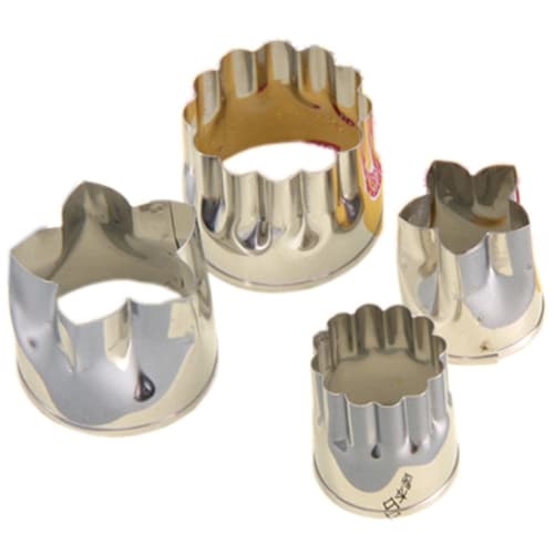 

Vegetable cutter set (2 medium and 2 small) Chrysanthemum and Bellflower design 1294