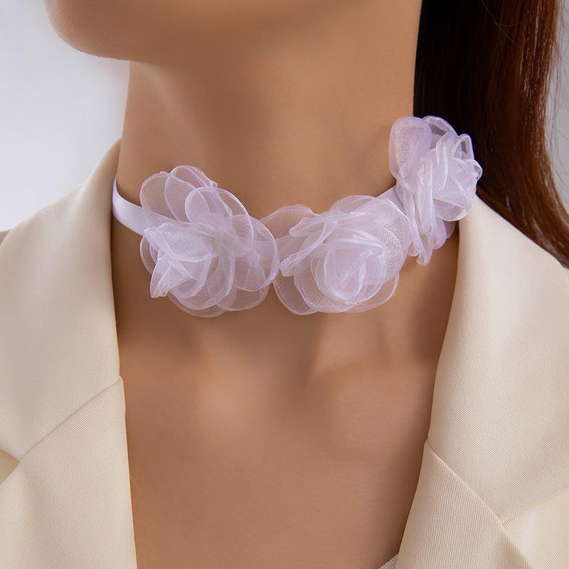 Collana di perle, collana in pizzo a farfalla bianca, catena per clavicola con fiore geometrico in tessuto