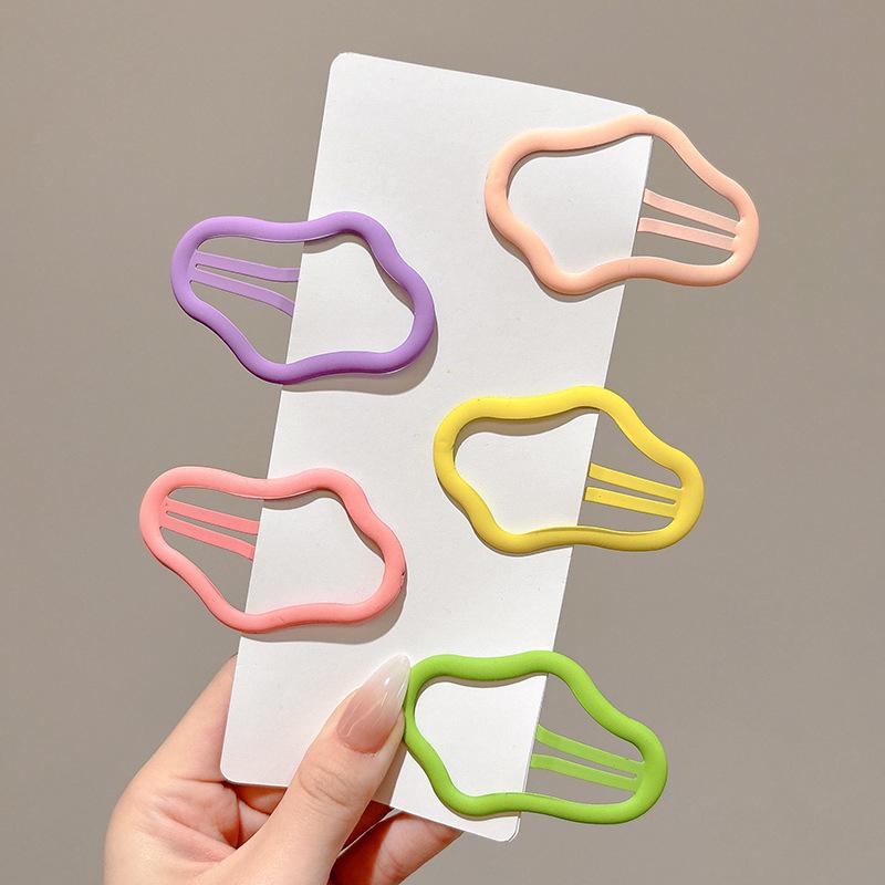 Y2K Dopamine Color Pentagram Small Hair Clip for Women & Kids - Cute Bangs & Side Hair Accessory