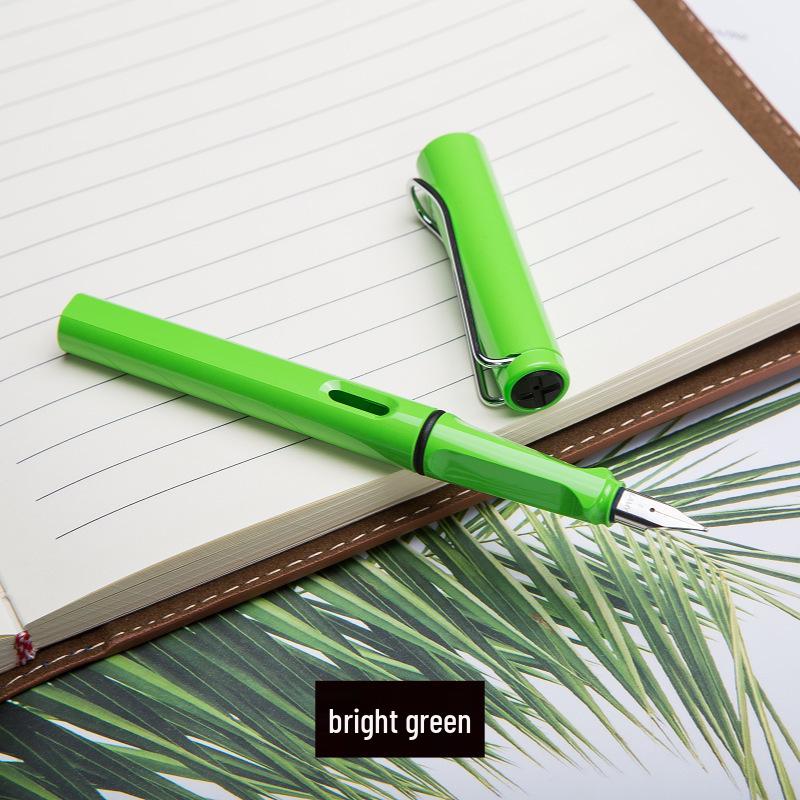 Lamy Safari Fountain Pen Gift Set with Engraving