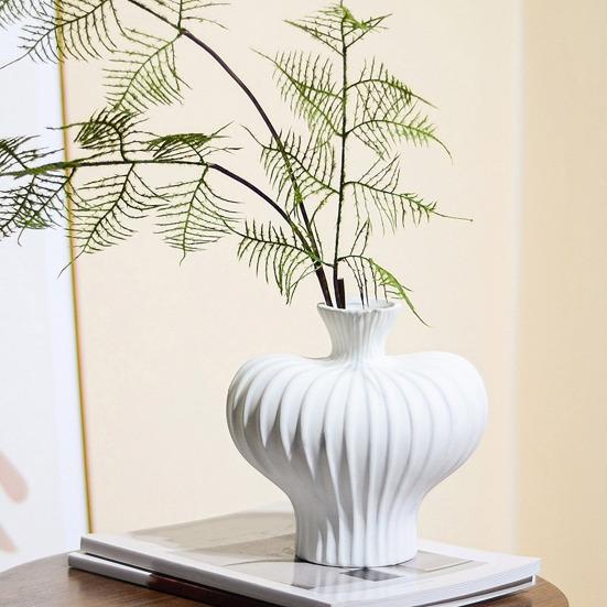 Ceramics Ribbed Flower Vase Minimalist Modern Flower Holder Container Home Office Table Centerpiece Decorative Floral Plants Vase